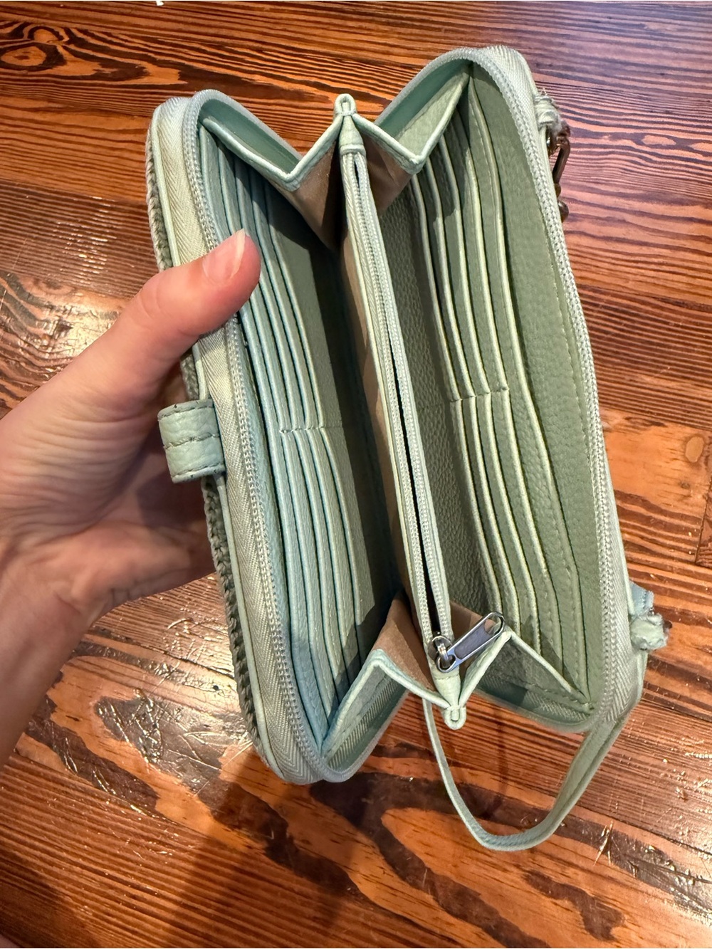 The Sak Mint Green Leather Crossbody Wallet - Picture 6 of 7